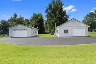 521 N Columbus St, Jefferson Township, OH 45168 - Photo 3