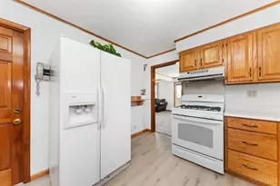 521 N Columbus St, Jefferson Township, OH 45168 - Photo 13