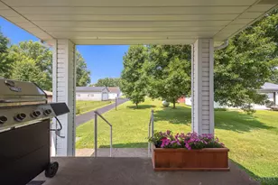 521 N Columbus St, Jefferson Township, OH 45168 - Photo 25