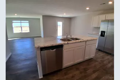 325 Glover Meadows Way, Mount Orab, OH 45154 - Photo 9
