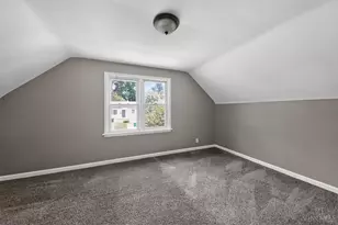 1911 Ashbrook Dr, Cincinnati, OH 45238 - Photo 5