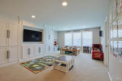 7485 Marsh Creek Lane, Hamilton Township, OH 45039 - Photo 23