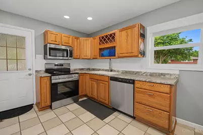 5041 Glouster Avenue, Riverside, OH 45431 - Photo 13