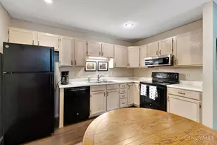 4350 Regency Ridge Ct, Green Township, OH 45248 - Photo 11