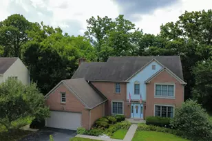 7976 Ashley View Dr, Columbia Township, OH 45227 - Photo 33