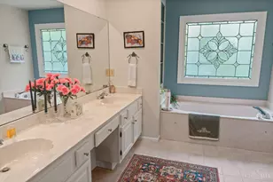 7976 Ashley View Dr, Columbia Township, OH 45227 - Photo 29