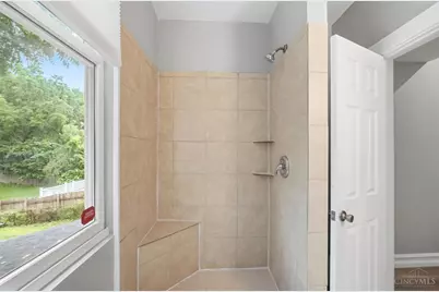 3728 Applegate Avenue, Cheviot, OH 45211 - Photo 17