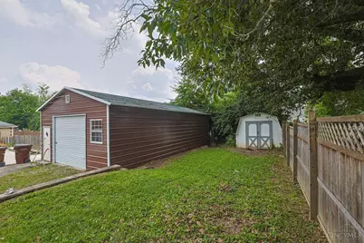 1737 Madison Avenue, Cincinnati, OH 45231 - Photo 23