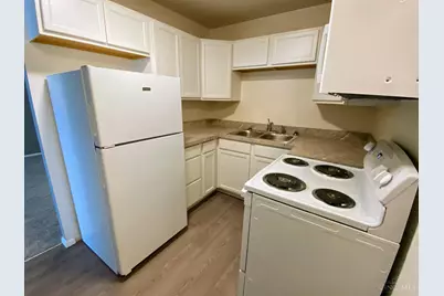4960 Ridge Avenue #504, Cincinnati, OH 45209 - Photo 5