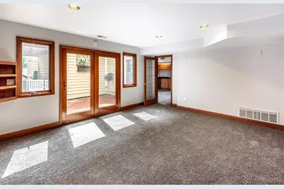 180 Eleanor Drive, Springboro, OH 45066 - Photo 27