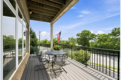 1498 Riverside Drive, Cincinnati, OH 45202 - Photo 7