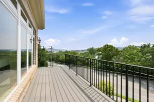 1498 Riverside Dr, Cincinnati, OH 45202 - Photo 17