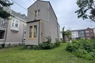 663 June St, Cincinnati, OH 45206 - Photo 5