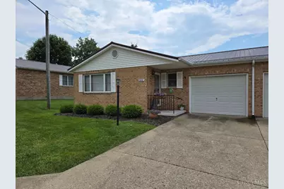 1145 Northview Drive #E, Hillsboro, OH 45133 - Photo 1