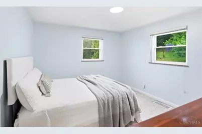 9512 Waxwing Drive, Blue Ash, OH 45241 - Photo 13