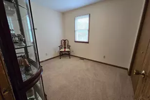 1145 Northview Dr, Hillsboro, OH 45133 - Photo 9