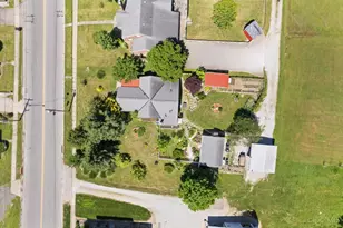 320 E Plane St, Bethel, OH 45106 - Photo 21