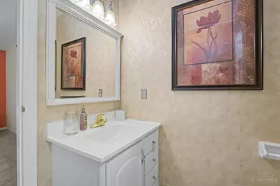 1815 NW Washington Boulevard, Hamilton, OH 45013 - Photo 15