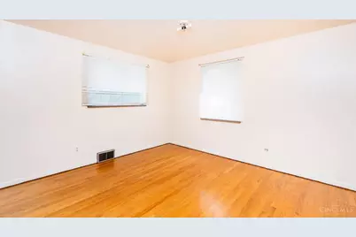 3422 Bassett Road, Cincinnati, OH 45205 - Photo 17