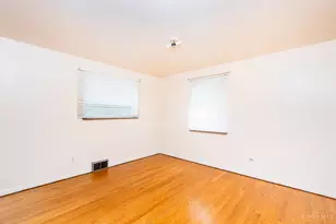 3422 Bassett Rd, Cincinnati, OH 45205 - Photo 17