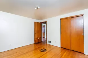3422 Bassett Rd, Cincinnati, OH 45205 - Photo 13