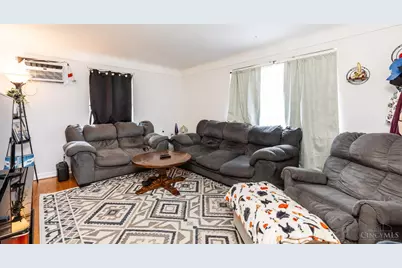 3422 Bassett Road, Cincinnati, OH 45205 - Photo 7