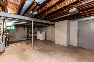 3422 Bassett Rd, Cincinnati, OH 45205 - Photo 25