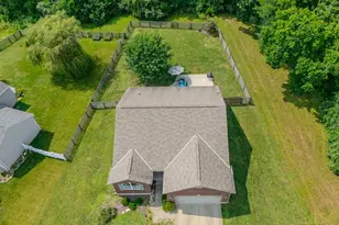 215 Timber Hill Dr, Hamilton, OH 45013 - Photo 19