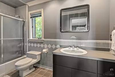 382 Grand Avenue, Cincinnati, OH 45205 - Photo 19