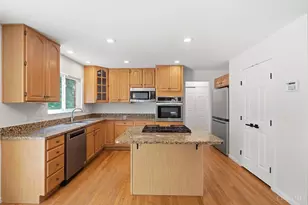 797 Dorgene Ln, Union Township, OH 45244 - Photo 9