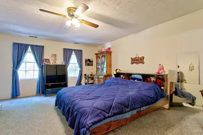 5671 State Route 132, Stonelick Township, OH 45103 - Photo 9