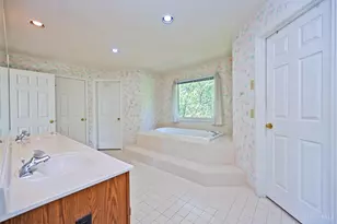 6889 Maddux Dr, Anderson Township, OH 45230 - Photo 35