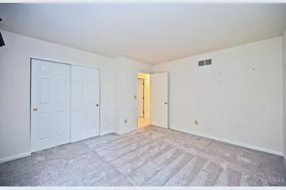 6889 Maddux Drive, Anderson Township, OH 45230 - Photo 49