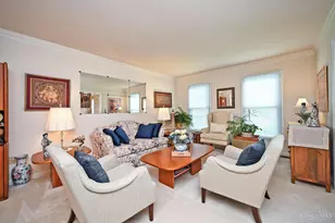 6889 Maddux Dr, Anderson Township, OH 45230 - Photo 9