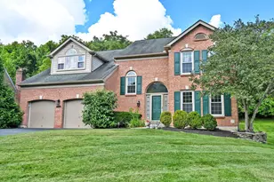 6889 Maddux Dr, Anderson Township, OH 45230 - Photo 1