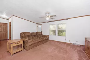 6463 Hunt Rd, Wayne Township, OH 45107 - Photo 15