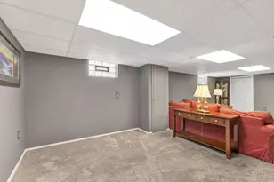 6943 Rob Vern Dr, Cincinnati, OH 45239 - Photo 29