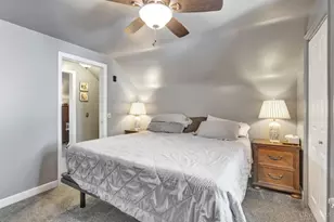 6943 Rob Vern Dr, Cincinnati, OH 45239 - Photo 21