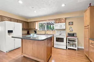4555 Ross Ave, Franklin Township, OH 45005 - Photo 5
