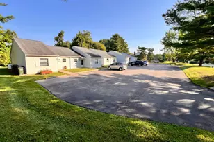 3607 Parfore Ct, Pierce Township, OH 45245 - Photo 5