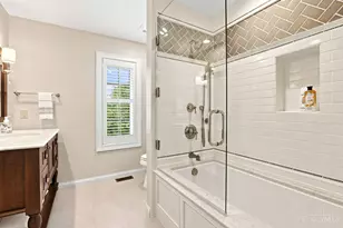 9786 Bennington Dr, West Chester, OH 45241 - Photo 47