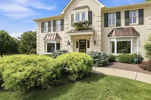 9786 Bennington Dr, West Chester, OH 45241 - Photo 3