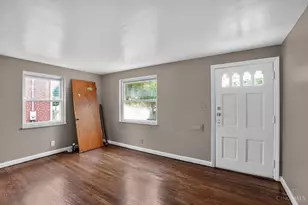 8243 Daly Rd, Cincinnati, OH 45231 - Photo 9