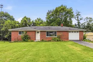 439 Hilltop Dr, Union Township, OH 45244 - Photo 1