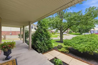 4938 Bonaventure Court, Cincinnati, OH 45238 - Photo 3