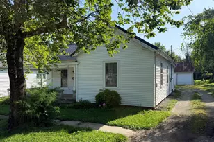 501 S Wright St, Blanchester, OH 45107 - Photo 1