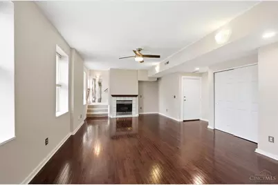 427 Hopkins Street #8, Cincinnati, OH 45203 - Photo 11