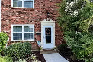 3400 Amberway Ct, Colerain Township, OH 45251 - Photo 1
