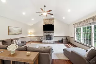 1374 Wexford Ln, Green Township, OH 45233 - Photo 5