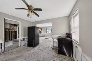 5227 Highview Dr, Cincinnati, OH 45238 - Photo 9